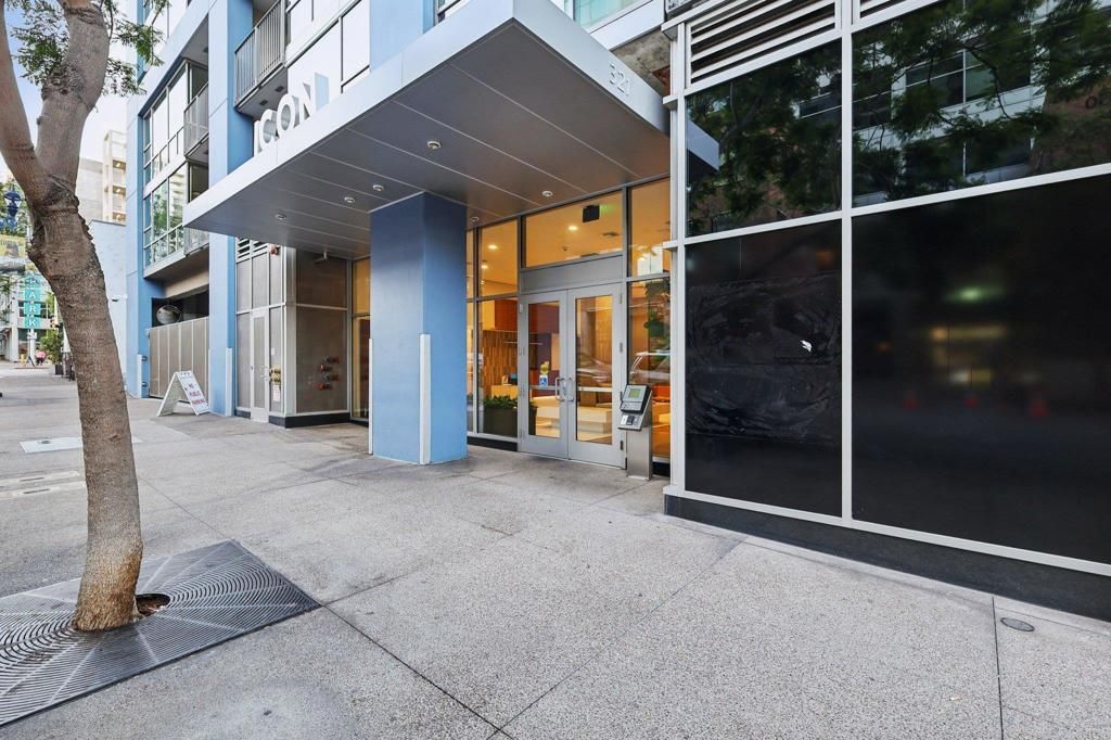 Image 51 of property listing at 321 10Th Avenue 509, San Diego, CA 92101