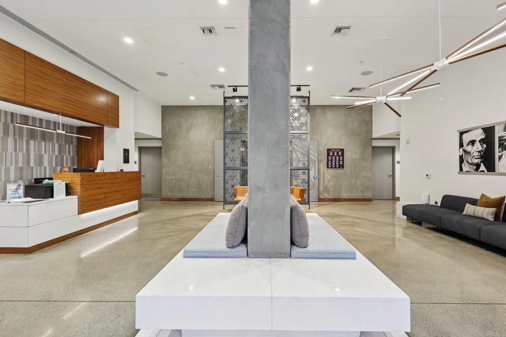 Image 54 of property listing at 321 10Th Avenue 509, San Diego, CA 92101