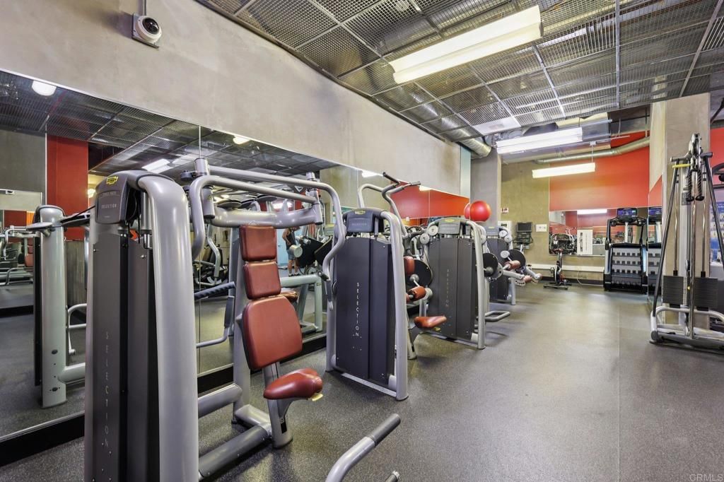 Image 61 of property listing at 321 10Th Avenue 509, San Diego, CA 92101