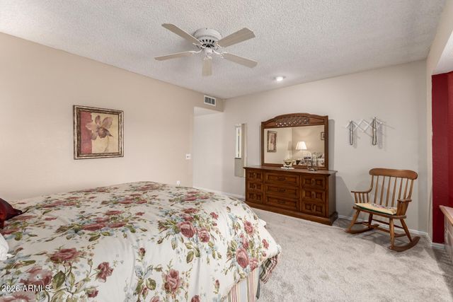 10910 W HUTTON Drive, Sun City, AZ 85351