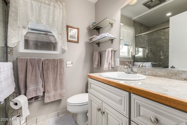 10910 W HUTTON Drive, Sun City, AZ 85351