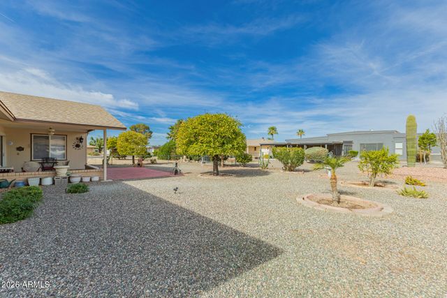 10910 W HUTTON Drive, Sun City, AZ 85351