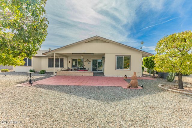 10910 W HUTTON Drive, Sun City, AZ 85351