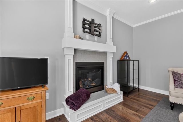 13755 NW 75th Street, Parkville, MO 64152