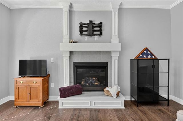 13755 NW 75th Street, Parkville, MO 64152