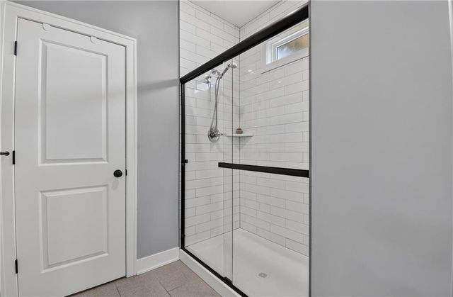 13755 NW 75th Street, Parkville, MO 64152