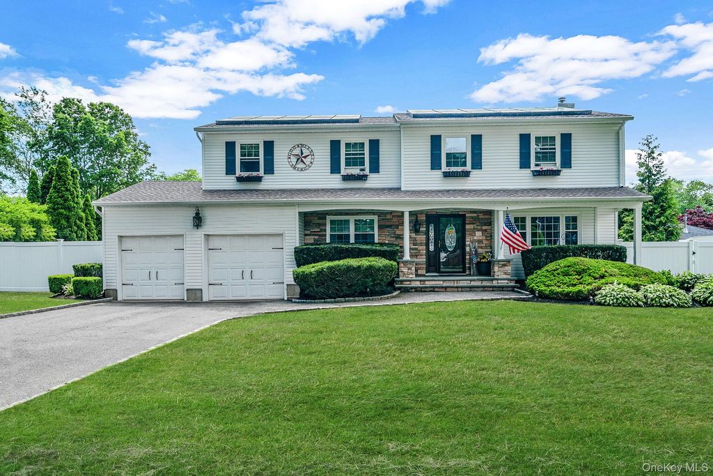 4 Sharon Drive, Coram, NY 11727