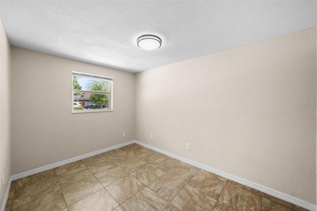 12410 N 59TH STREET B, Tampa, FL 33617