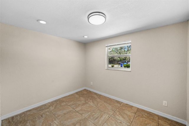 12410 N 59TH STREET B, Tampa, FL 33617