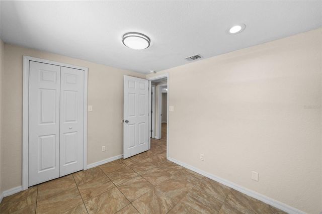 12410 N 59TH STREET B, Tampa, FL 33617
