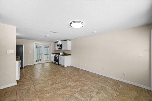 12410 N 59TH STREET B, Tampa, FL 33617