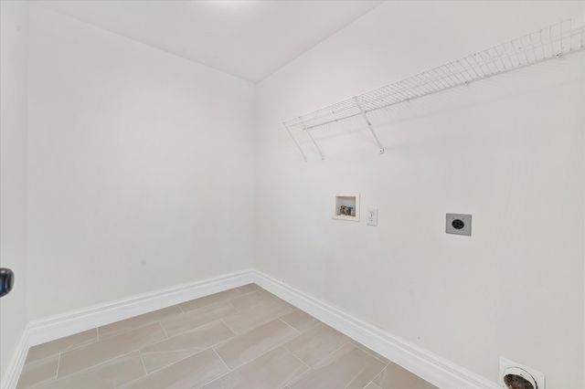 5624 Goldeneye Lane, Dallas, TX 75249