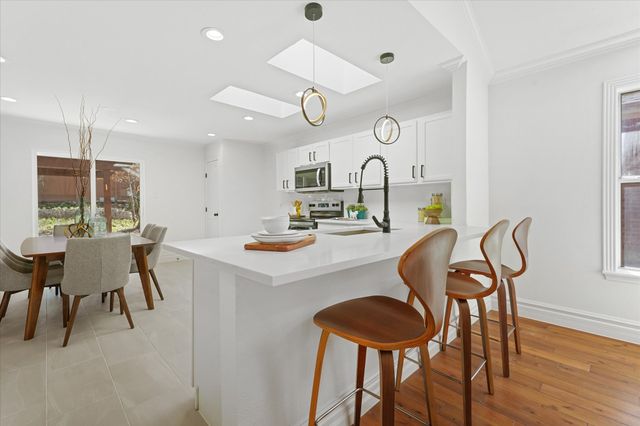 5624 Goldeneye Lane, Dallas, TX 75249