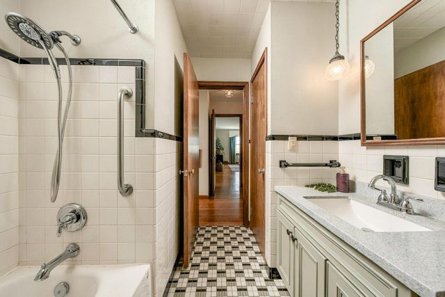 3430 N 93rd STREET, Milwaukee, WI 53222