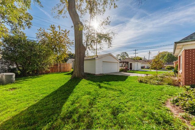 3430 N 93rd STREET, Milwaukee, WI 53222