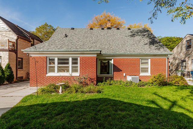 3430 N 93rd STREET, Milwaukee, WI 53222