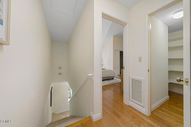 408 S Santa Anita 10, Arcadia, CA 91006