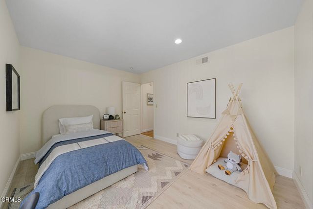 408 S Santa Anita 10, Arcadia, CA 91006