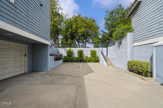 408 S Santa Anita 10, Arcadia, CA 91006