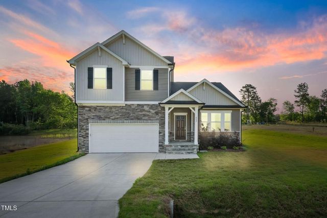 482 Olivia Crossing Court, Four Oaks, NC 27524