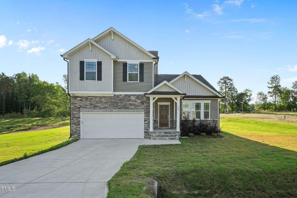 482 Olivia Crossing Court, Four Oaks, NC 27524