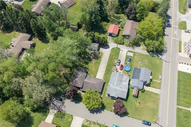 1424 Oak Street, Dover, OH 44622