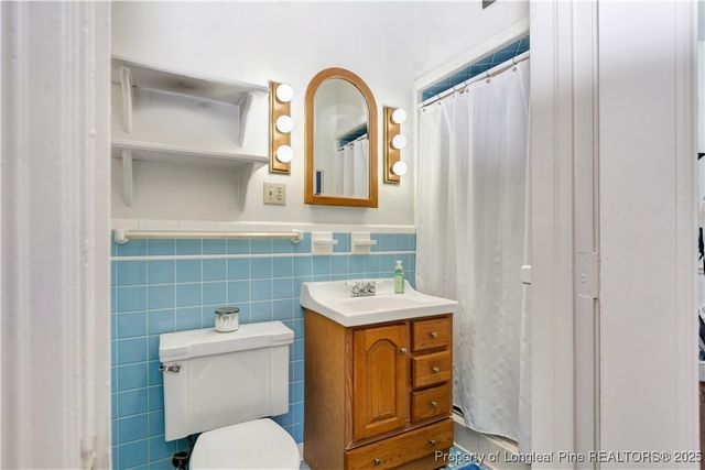 704 Barker Ten Mile Road, Lumberton, NC 28358