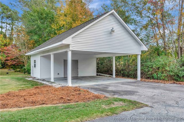 704 Barker Ten Mile Road, Lumberton, NC 28358