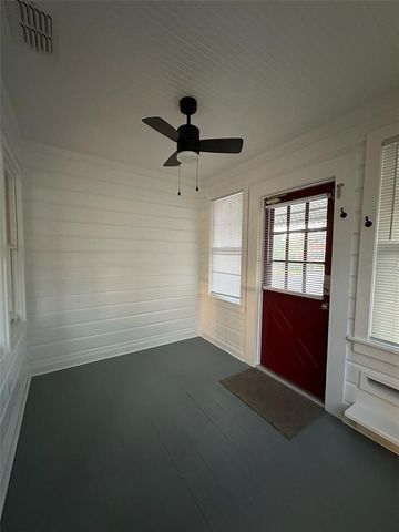 780 27TH AVENUE N, St Petersburg, FL 33704