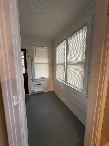 780 27TH AVENUE N, St Petersburg, FL 33704