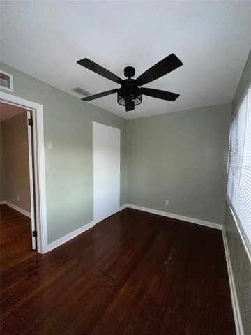 780 27TH AVENUE N, St Petersburg, FL 33704