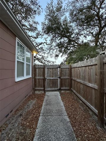 780 27TH AVENUE N, St Petersburg, FL 33704