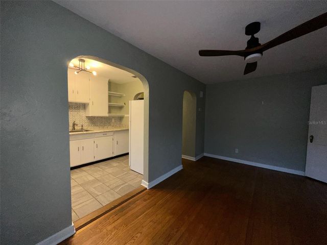 780 27TH AVENUE N, St Petersburg, FL 33704