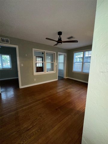 780 27TH AVENUE N, St Petersburg, FL 33704