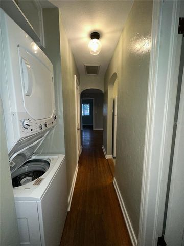 780 27TH AVENUE N, St Petersburg, FL 33704