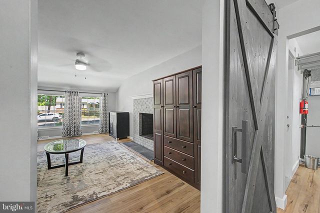 36 DEIDRE DR, Egg Harbor Township, NJ 08234