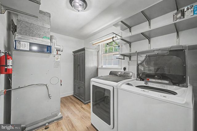 36 DEIDRE DR, Egg Harbor Township, NJ 08234