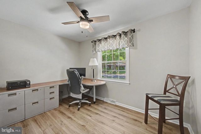 36 DEIDRE DR, Egg Harbor Township, NJ 08234