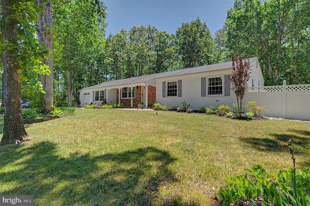 36 DEIDRE DR, Egg Harbor Township, NJ 08234