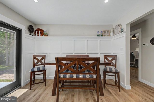 36 DEIDRE DR, Egg Harbor Township, NJ 08234