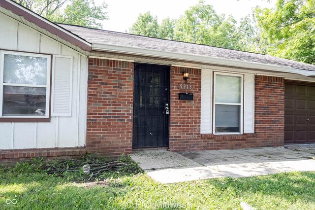 9313 Rochelle Drive, Indianapolis, IN 46235
