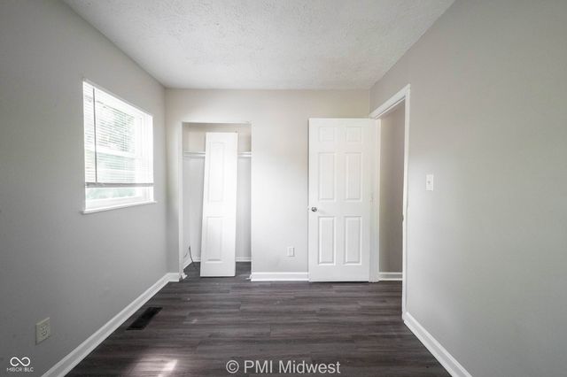 9313 Rochelle Drive, Indianapolis, IN 46235