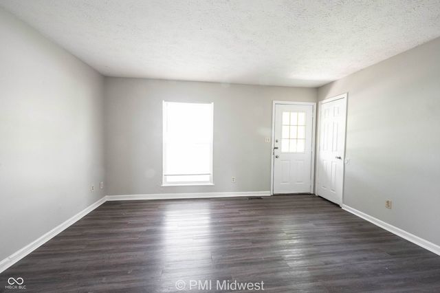 9313 Rochelle Drive, Indianapolis, IN 46235