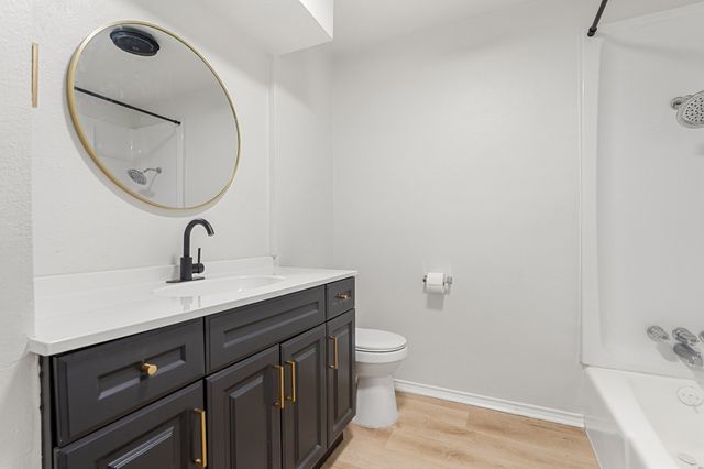 514 Bow Arrow Drive, Dallas, TX 75224