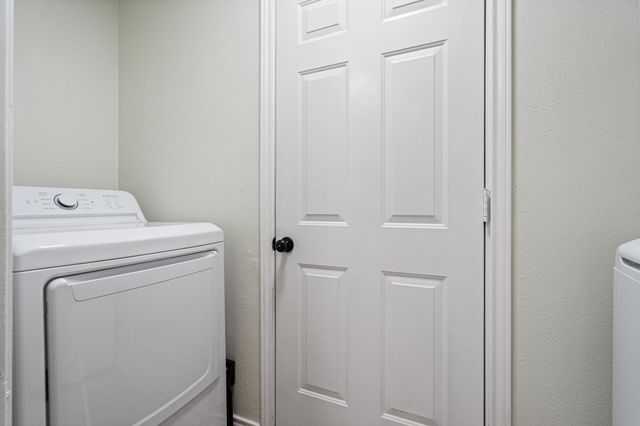 514 Bow Arrow Drive, Dallas, TX 75224