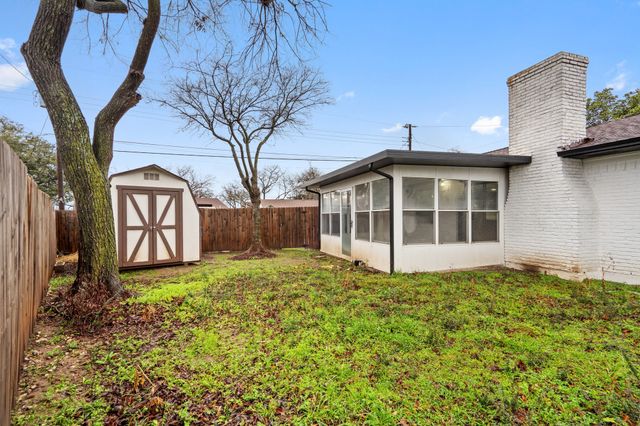 514 Bow Arrow Drive, Dallas, TX 75224