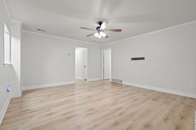 514 Bow Arrow Drive, Dallas, TX 75224