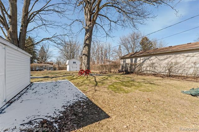 6021 Morley Street, Westland, MI 48185