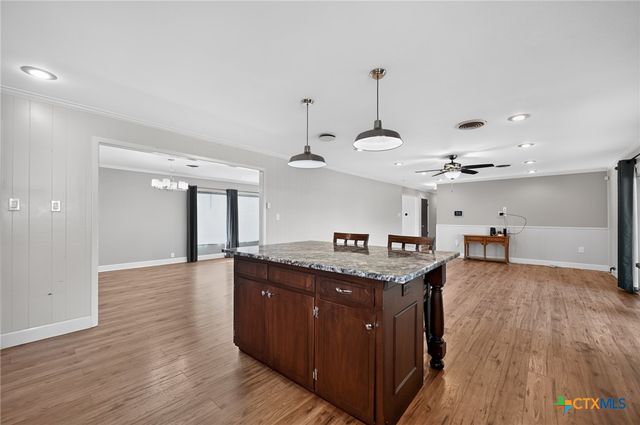 2210 N East Street, Belton, TX 76513