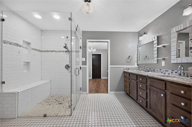 2210 N East Street, Belton, TX 76513